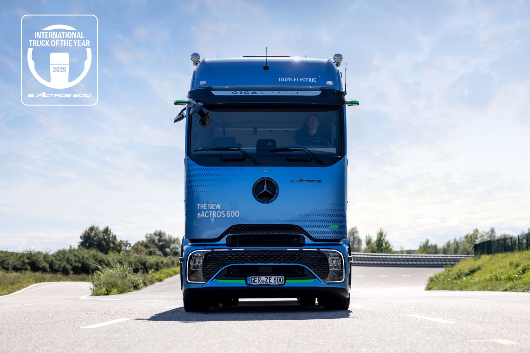 Mercedes-Benz eActros 600 este Camionul Anului 2025